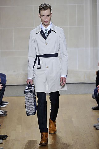 Öltönytrend a Dunhilltől: éltanuló divat - Divathírek -  - 2011 tavasz, divat, Dunhill, férfi,