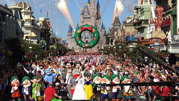 Disneyland karácsonykor - Utazás -  - disneyland, franciaország, karácsony, párizs, utazás, 