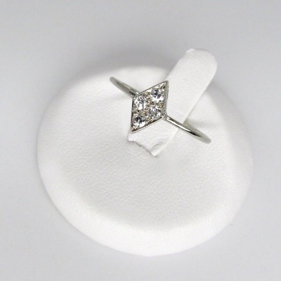 A 10 legszebb eljegyzési gyűrű, ha netán (reméljük) még idén megkérnék a kezed -  -  - divat, ékszer, eljegyzésigyűrű, esküvő, gyűrű, házasság, lánykérés, 