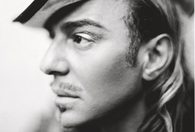 John Galliano: antiszemita kirohanás, vagy remek médiahack? Frissítve! - Divathírek -  - John Galliano, 