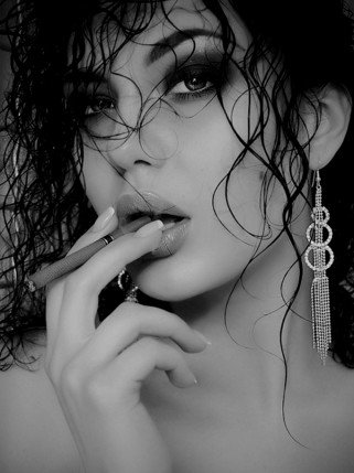 Szexi-e a dohányzó nő? -  -  - ++n%C5%91, +doh%C3%A1nyz%C3%A1s, erotika, 