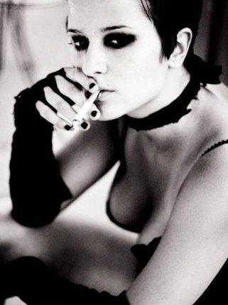 Szexi-e a dohányzó nő? -  -  - ++n%C5%91, +doh%C3%A1nyz%C3%A1s, erotika, 