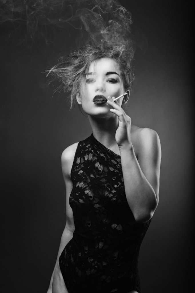 Szexi-e a dohányzó nő? -  -  - ++n%C5%91, +doh%C3%A1nyz%C3%A1s, erotika, 