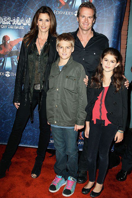 A szupermodell nyugdíjba vonul - 40 fotó Cindy Crawford pályafutásáról -  -  - celebrity, cindy crawford, szupermodell, vogue, 