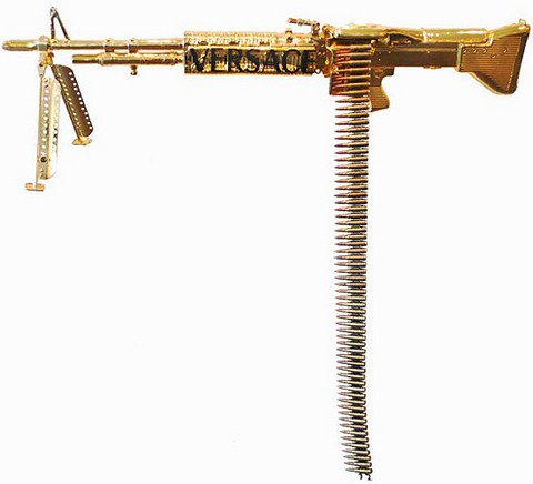 Luxusfegyverek - divatőrült fegyverimádóknak - Otthon & Design -  - divatos fegyverek, fegyver, gucci, hermés, versace, 