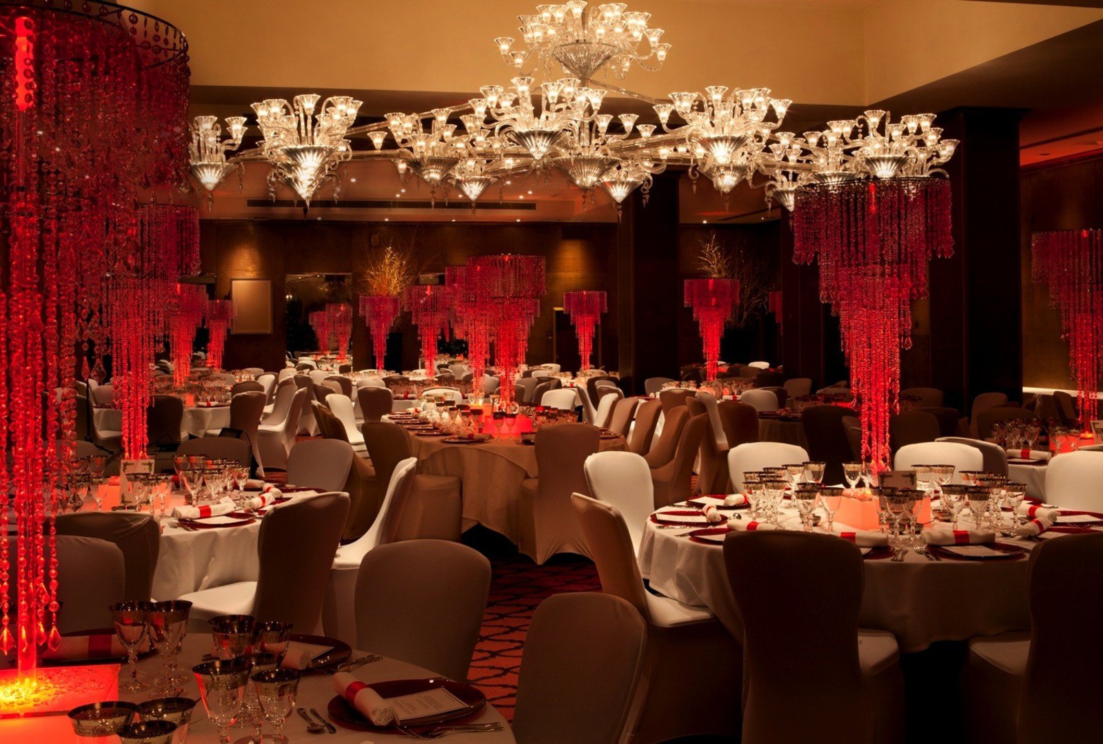 Ha ezek a falak beszélni tudnának: London leghírhedtebb hotelbárjai - STYLELIFE - Utazás - bárok, hotel, london,