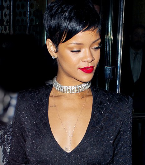 Így viseld a most újra trendi nyakláncot, a chokert! -  -  - choker, kiegészítők, nyaklánc, tavaszi divat, 