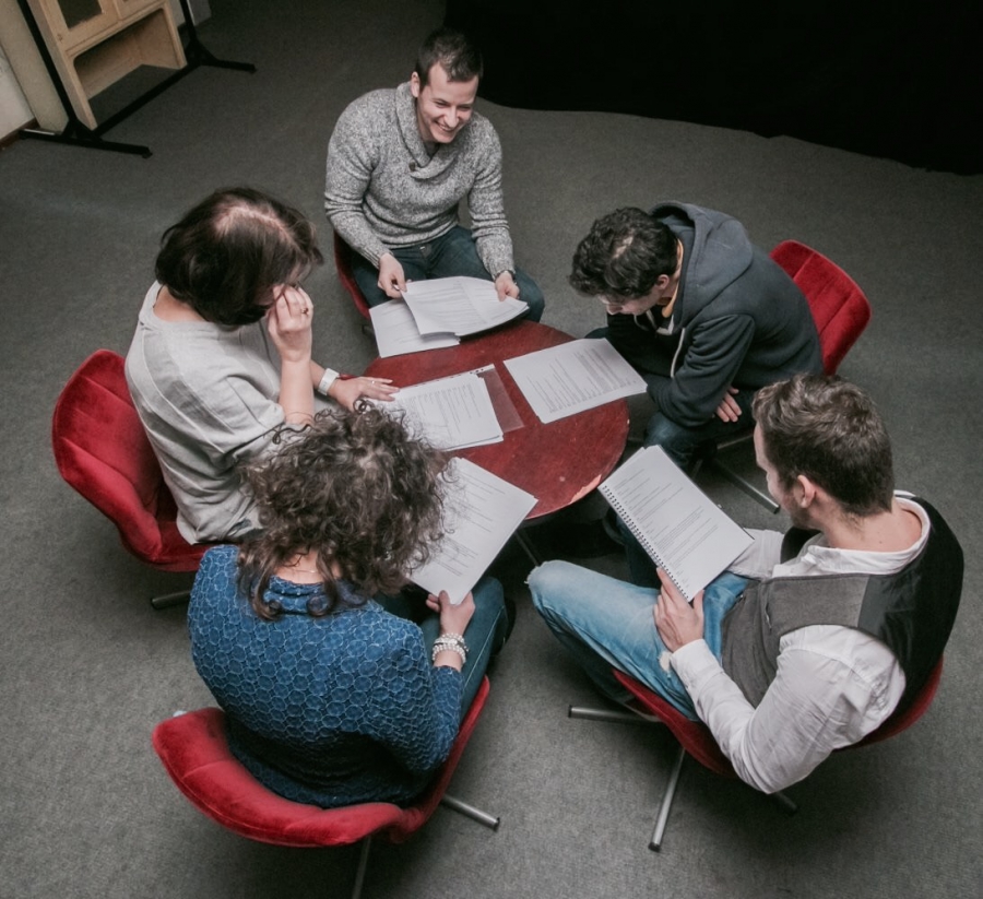 Interjú Csabai Márk, íróval -  -  - a hatlövetű, csabai márk, interjú, író, könyv, 