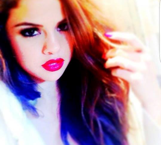 Ennyit változtak a sztárok az első Instagram fotójuk óta -  -  - chrissy teigen, gigi hadid, instagram, kendall jenner, kim kardashian, kylie jenner, selena gomez, 