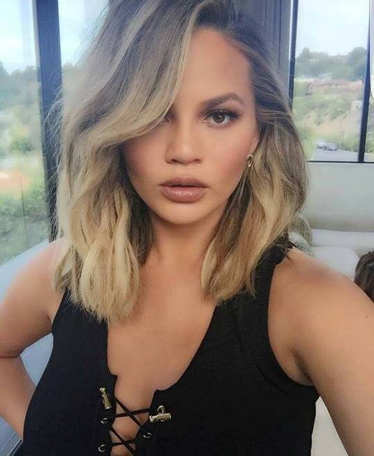Ennyit változtak a sztárok az első Instagram fotójuk óta -  -  - chrissy teigen, gigi hadid, instagram, kendall jenner, kim kardashian, kylie jenner, selena gomez, 