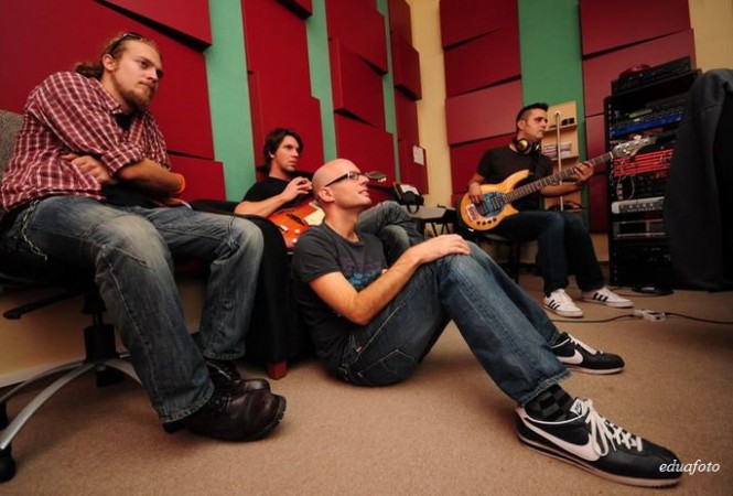 Túl Kicsi Ország: új Quimby sorlemez -  -  - kicsi ország, quimby, zene, 