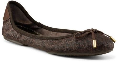 Bazár - Nevetségesen olcsó designer kiegészítők -  -  - bazár, kiegészítők, molnar dorka, 