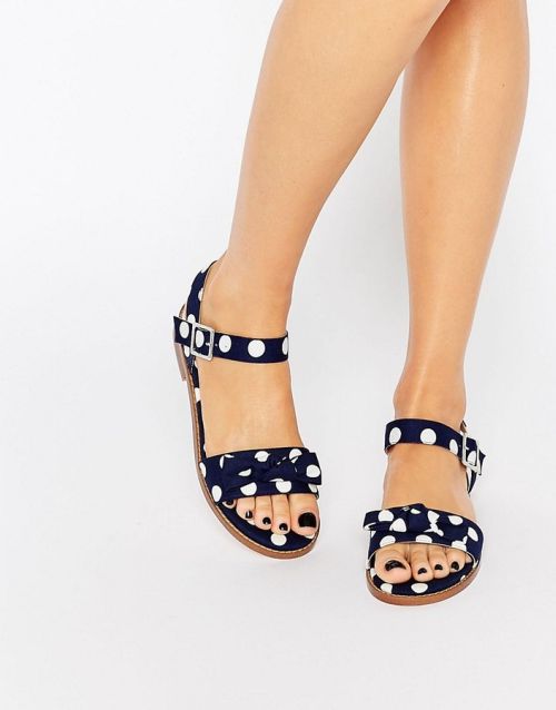 Bazár - 40 egyedi szandál nyárra 15.000Ft alatt -  -  - bazár, divat, stílus, szandálok, 