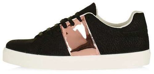 Bazár - Tornacipők nyárra -  -  - bazár, cipők, divat, májusra ajánljuk, nyár, stílus, tavaszi divat, tornacipő, 