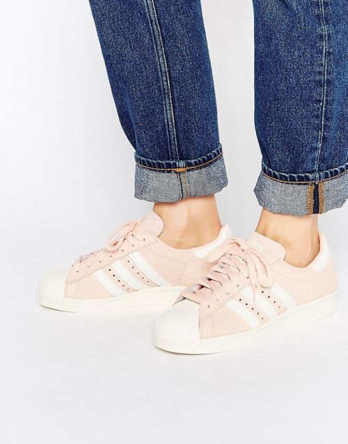 Bazár - Tornacipők nyárra -  -  - bazár, cipők, divat, májusra ajánljuk, nyár, stílus, tavaszi divat, tornacipő, 