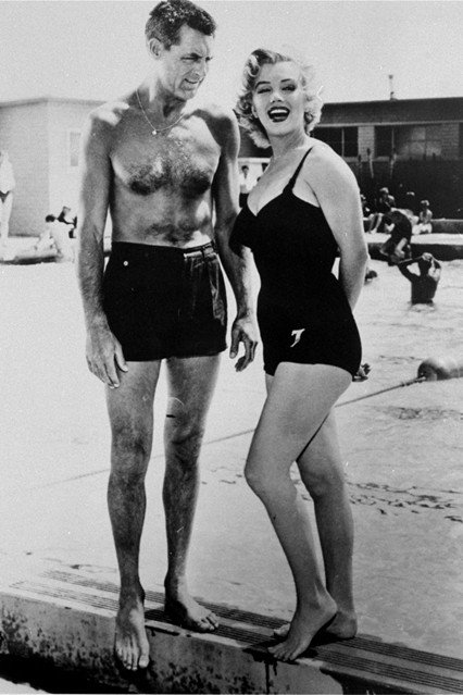 Csak egy kislány vagyok a nagyvilágban, aki próbál találni valakit, akit szerethet -  -  - arthur miller, cary grant, hollywood, joe dimaggio, júniusra ajánljuk, marilyn monroe, norma jeane, old hollywood, van aki forrón szereti, 