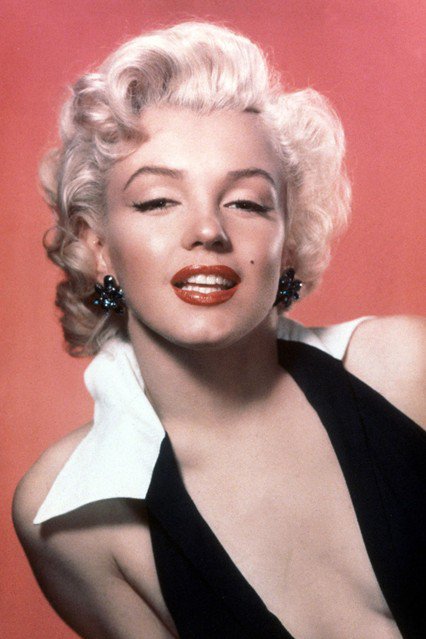 Csak egy kislány vagyok a nagyvilágban, aki próbál találni valakit, akit szerethet -  -  - arthur miller, cary grant, hollywood, joe dimaggio, júniusra ajánljuk, marilyn monroe, norma jeane, old hollywood, van aki forrón szereti, 