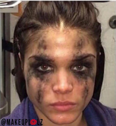 9+1 tény a sminkről, ami akkor is érvényes, ha nem hiszed el -  -  - make up, rúzs, smink, szépség, tusvonal, tusvonal cellux, tusvonal húzás, tusvonal sablon, tusvonal tetoválás, tusvonalak, 