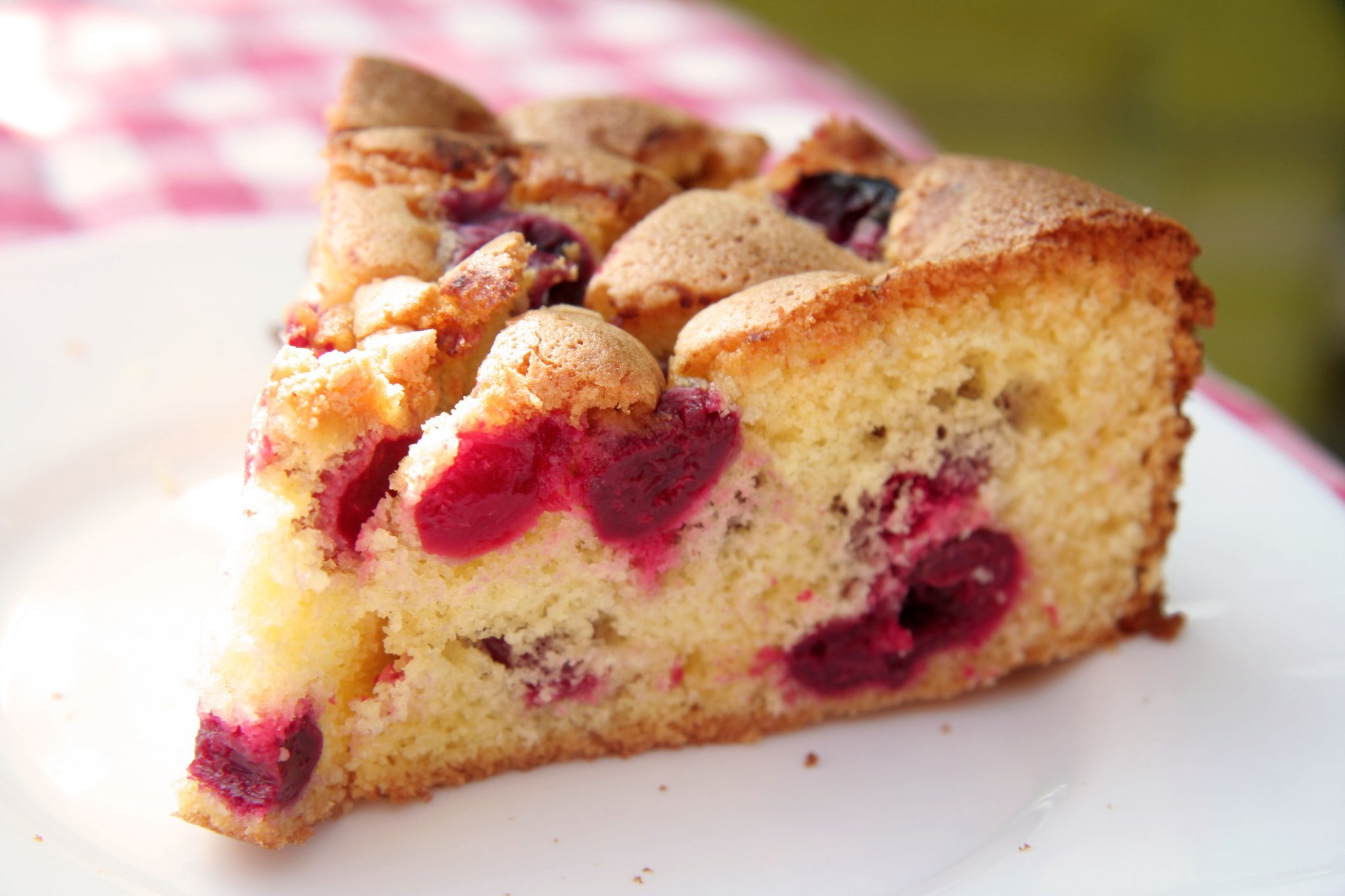 5 desszert, amit el kell tudnod készíteni, mire 30 leszel -  -  - desszert, édesség, gasztronómia, gyümölcstorta, kókuszkocka, mákos guba, recept, tiramisu, tiramisu torta, 