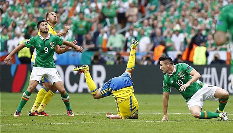 Az Írek kétszer is betaláltak, mégs döntetlenre végeztek a svédekkel -  -  - eb 2016, labdarúgó eb 2016, 