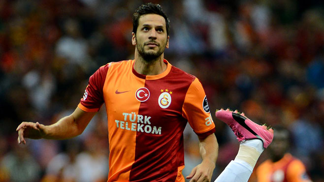 Plusz 8 ok, amiért neked is nézned kell a foci EB-t -  -  - bajnokságok, cristiano ronaldo, eb, foci, foci eb, magyar válogatott, pellé, piqué, szalai ádám, 