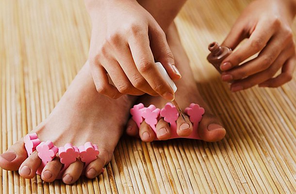 Szandálban is magabiztosan: Otthoni pedikűr lépésről lépésre -  -  - pedikűr, szépségápolás, 