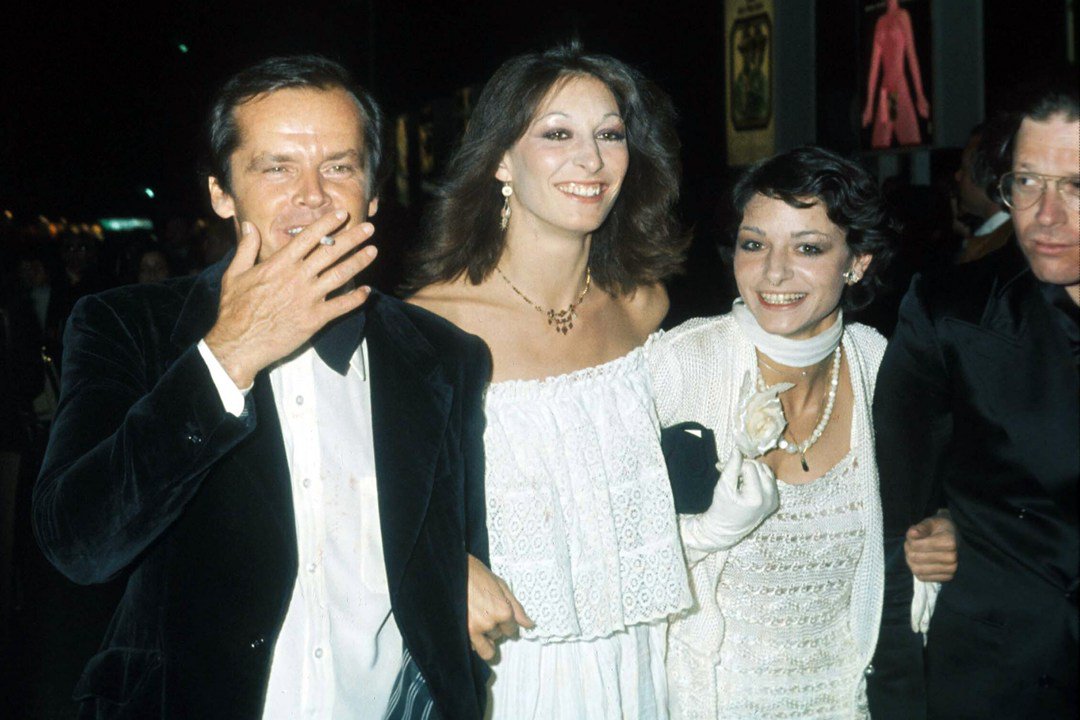 Az Addams Family Morticiája - Anjelica Houston 65 éves -  -  - addams family, anjelica huston, jack nicholson, morticia addams, 