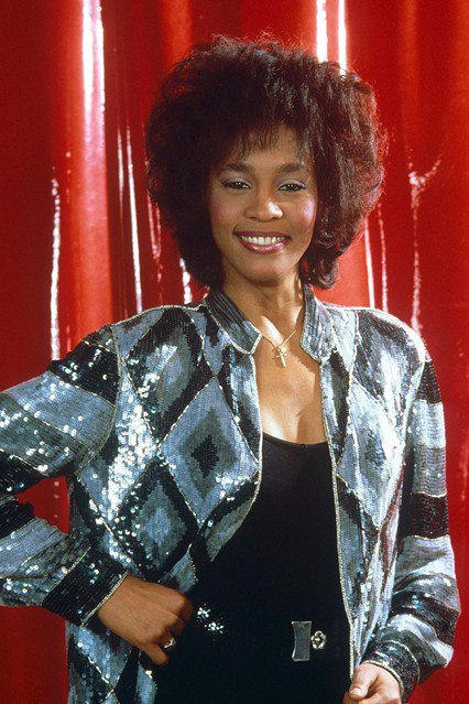 53 éves lenne Whitney Houston -  -  - bobbi brown, bobbi kristina, grammy díj, in memoriam, whitney houston, 