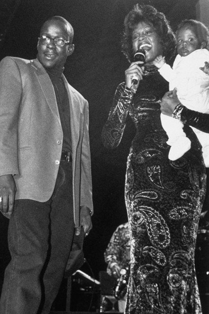 53 éves lenne Whitney Houston -  -  - bobbi brown, bobbi kristina, grammy díj, in memoriam, whitney houston, 