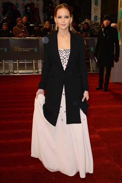 A való életben idióta és szabad vagyok - Jennifer Lawrence 26 éves -  -  - dior, hollywood, jennifer lawrence, oscar, 