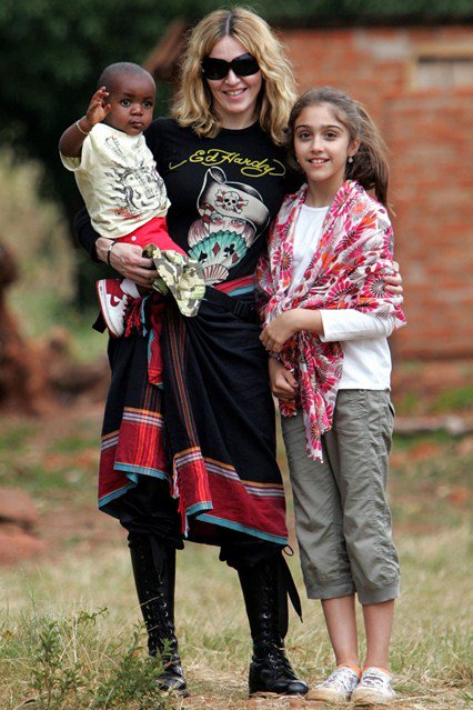 Provokatív. Pimasz. Profi. - Boldog születésnapot Madonna! -  -  - guy ritchie, madonna, madonna 2016, madonna frozen, madonna gyerekei, madonna vogue, 