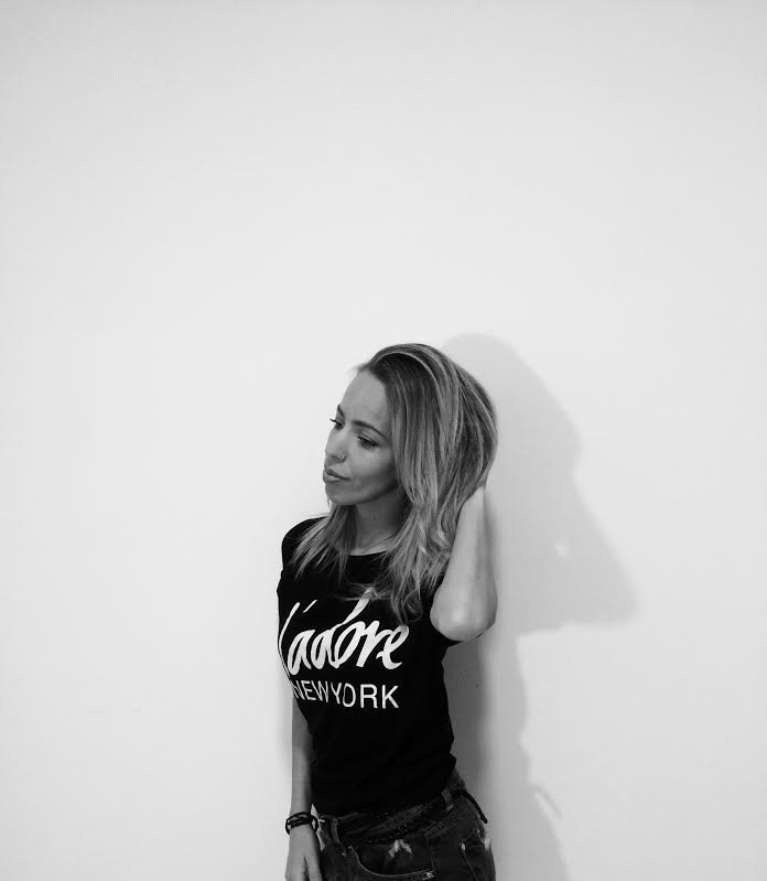 Szerkesztői levél: Elpazaroljuk a pillanatokat és felületesen bánunk azzal, ami fontos. Pedig az élet túl rövid... -  -  - élet, elszalasztott lehetőségek, fontos, mounaji barbi, pillanatok, szerkesztői levél, 