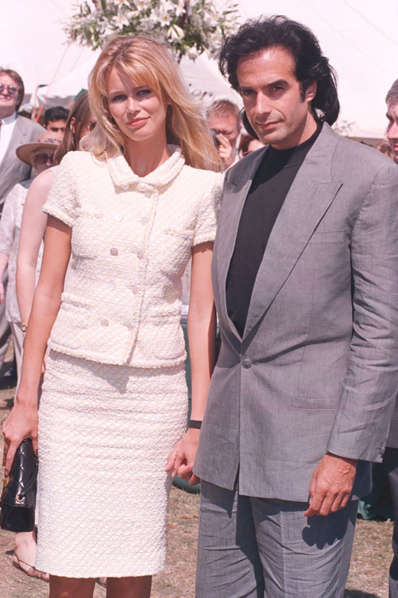 Karl Lagerfeld örök múzsája - Claudia Schiffer 47 éves - STYLENEWS -  - chanel, claudia schiffer, karl lagerfeld, kifutó, runway, szupermodell, 