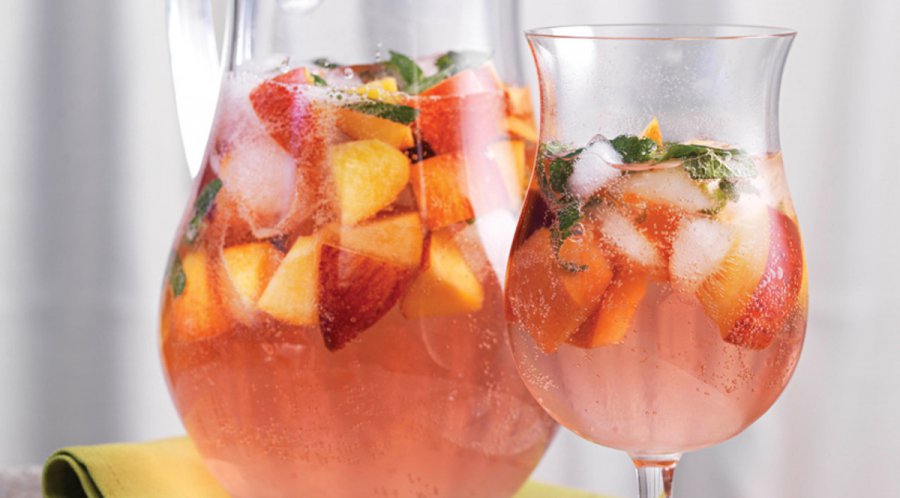 Barackos Rozé Sangria - MOBILITY -  - friss receptek, gasztronómia, sangria,