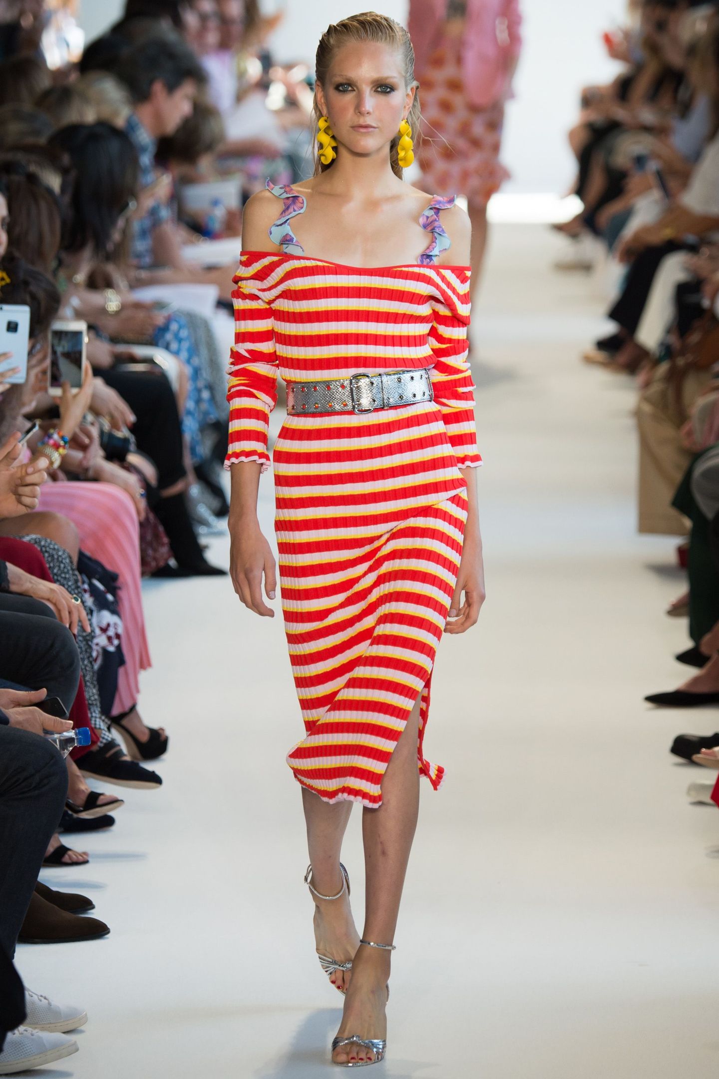 A legjobb outfitek a New York Fashion Weekről -  -  - divat, new york fashion week, stílus, tavasz/nyár 2017, 