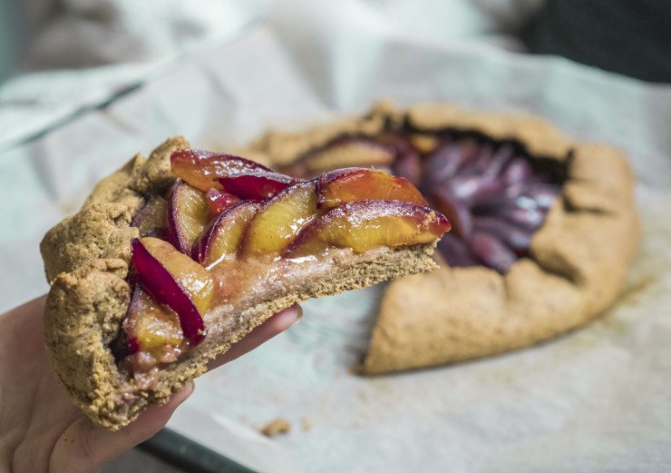 Szilvás galette recept ( vegán) - STYLELIFE -  - friss receptek, szilva, vegán,