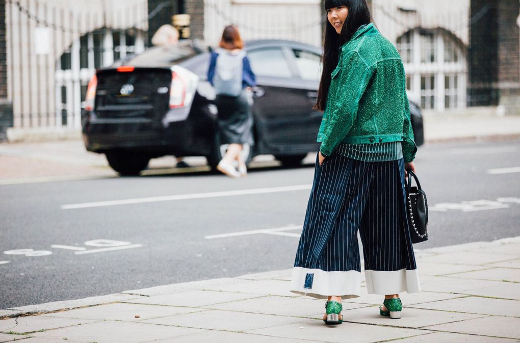 Az ultrasikkes londoniak - London Fashion Week utcai stíluskörkép -  -  - london, londoni divathét, streetstyle at.com, 