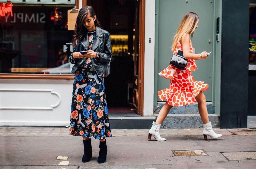 Az ultrasikkes londoniak - London Fashion Week utcai stíluskörkép -  -  - london, londoni divathét, streetstyle at.com, 