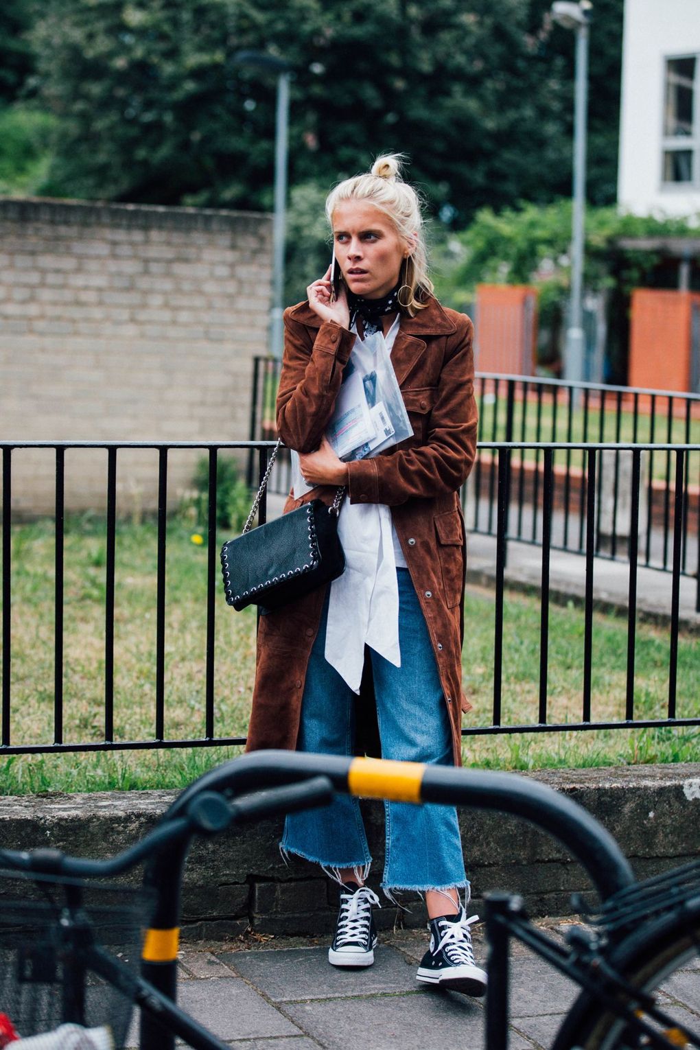 Az ultrasikkes londoniak - London Fashion Week utcai stíluskörkép -  -  - london, londoni divathét, streetstyle at.com, 