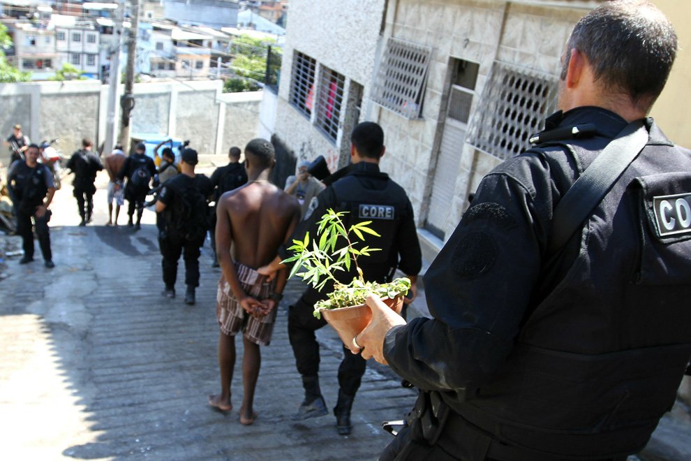 A riói drogháború -  -  - brazília, drog, érdekességek, háború, rió, 