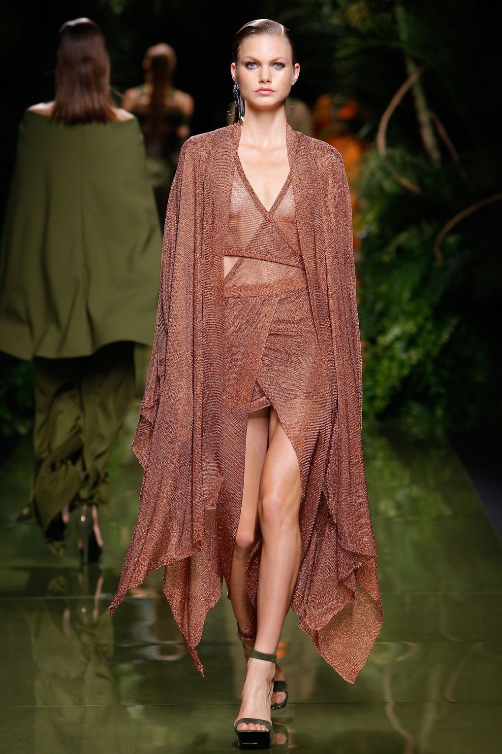 Az egész Balmain kollekció úgy csúcs, ahogy van -  -  - balmain, paris, paris fashion week, spring/summer2017, 