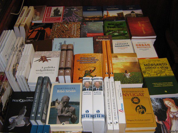 Partiumi könyvvásár Nagyváradon -  -  - könyv, kultúra, Nagyvárad, 
